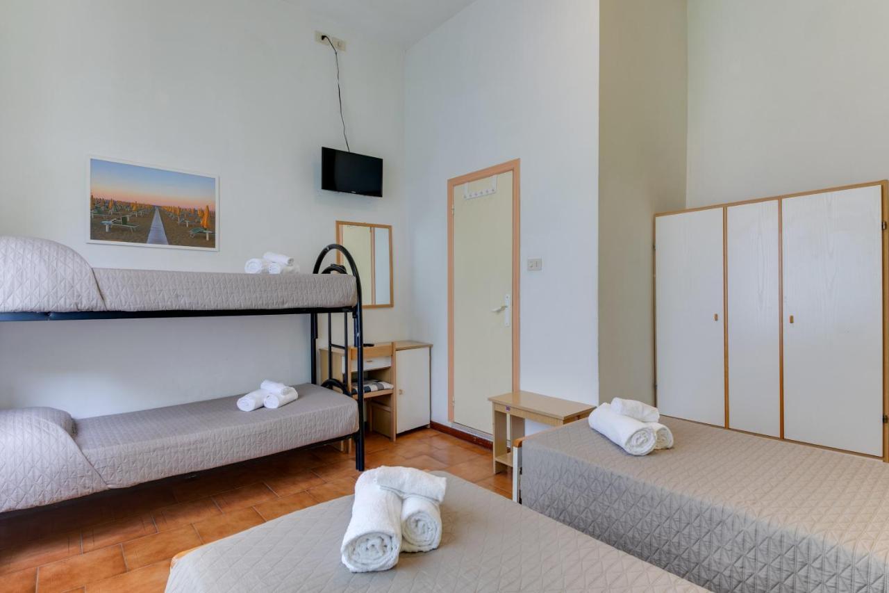 Hotel Villa Merope Rimini Zewnętrze zdjęcie