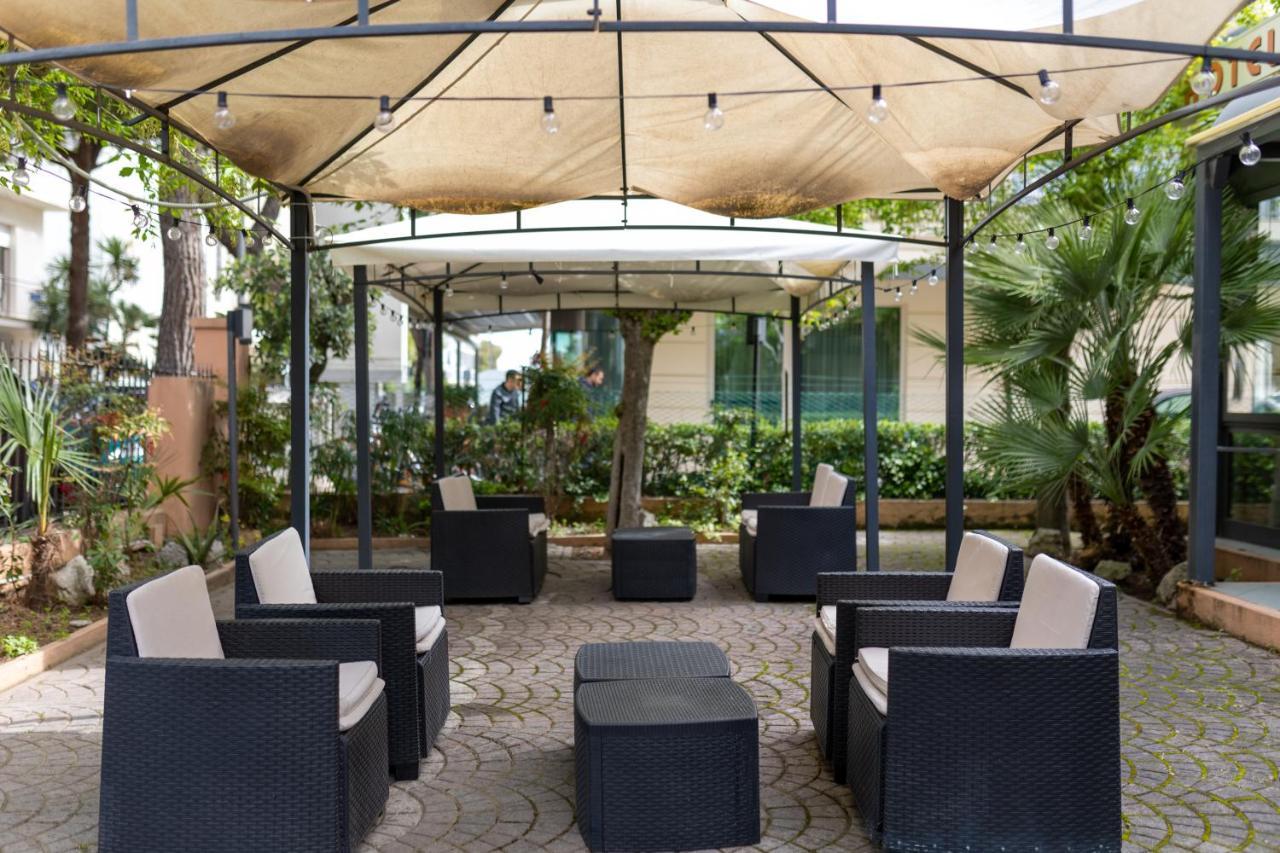Hotel Villa Merope Rimini Zewnętrze zdjęcie