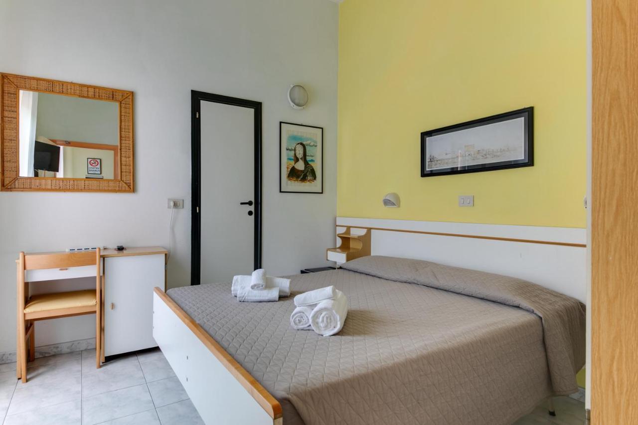 Hotel Villa Merope Rimini Zewnętrze zdjęcie