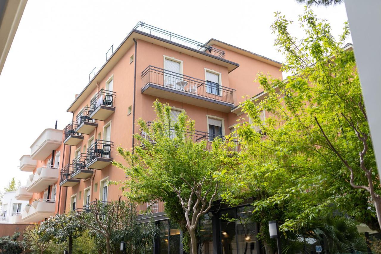 Hotel Villa Merope Rimini Zewnętrze zdjęcie